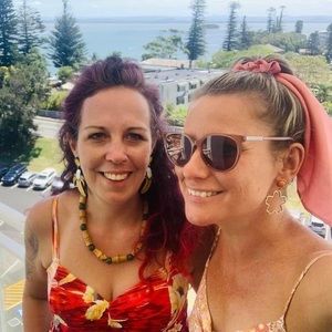 Meet your Posher, Lia